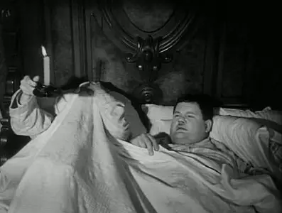 The Laurel & Hardy Murder Case (1930)