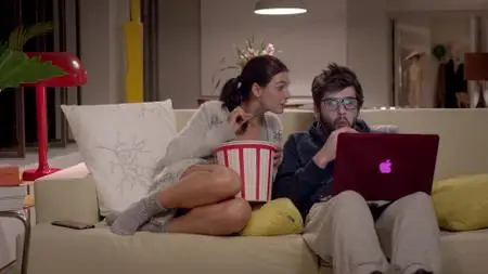 Amor.com (2017)