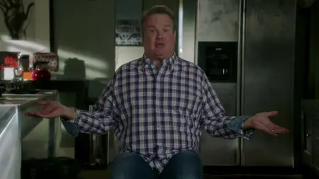 Modern Family S09E03