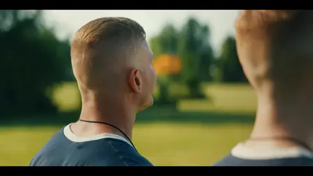 Boots S01E02