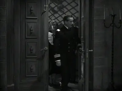 Secret of the Blue Room (1933)