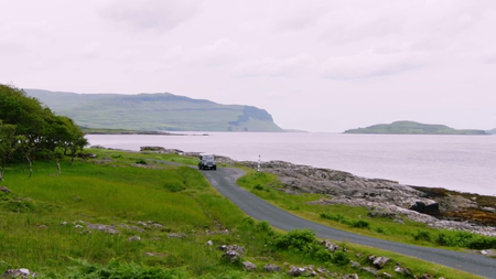 BBC - Into the Wild with Gordon Buchanan (2016)