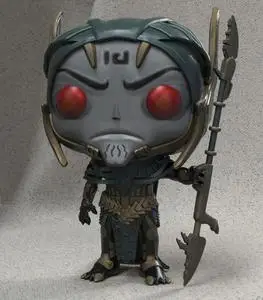 Corvus Glaive Funko Julio Cesar