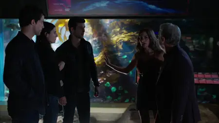 Imposters S01E08