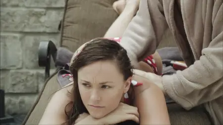 She Loves Me Not (2013)