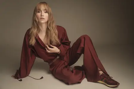 Suki Waterhouse by JuanKr for ELLE Spain March & ELLE Japan May 2025