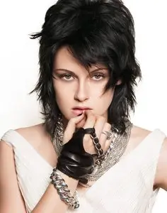 Kristen Stewart - Carter Smith Photoshoot for ELLE (US) June 2010