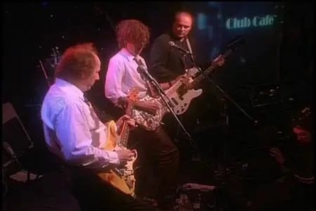 The Bears - Live at Club Cafe (2004)