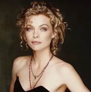 Michelle Pfeiffer - Terry O'Neill Photoshoot