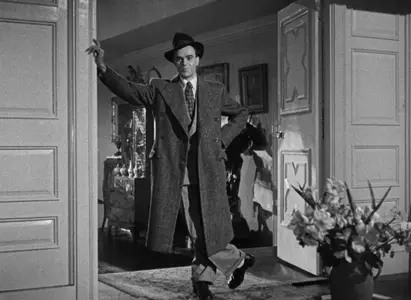 The Shop at Sly Corner (1947)