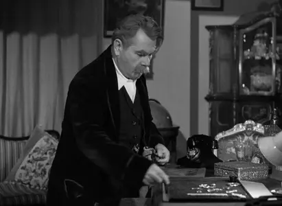 The Shop at Sly Corner (1947)