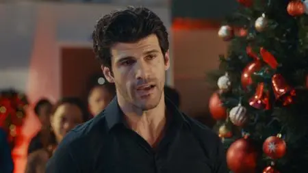 Well Suited for Christmas (2022)