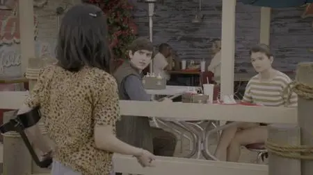 Surfside Girls S01E06