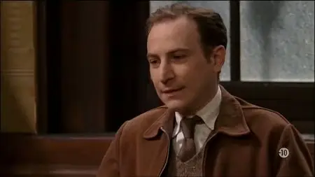 Un cadavre sur l'oreiller (2011)