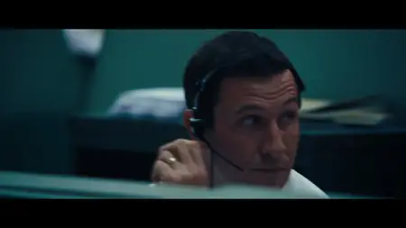 First Man (2018) / AvaxHome