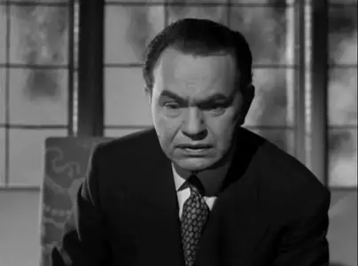 Flesh and Fantasy (1943)