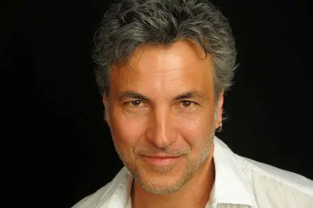 Chris Spheeris - Essentials (2005)