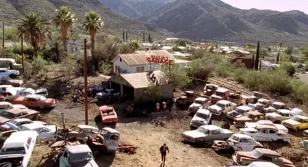 U Turn (1997)