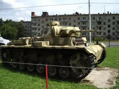 PzKpfw III Ausf.J Walk Around