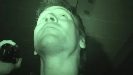 Grave Encounters (2011)