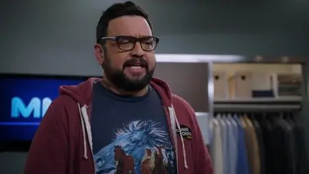 Great News S02E09