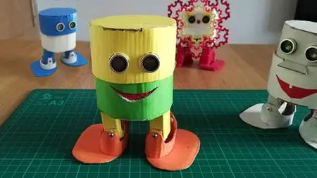 Build Otto Cardy, your Cardboard Robot