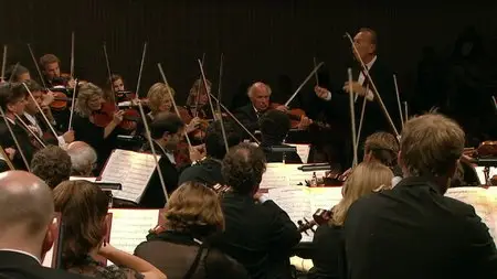 Claudio Abbado, Lucerne Festival Orchestra - Bruckner Symphony No. 5 (2011) [Blu-ray]