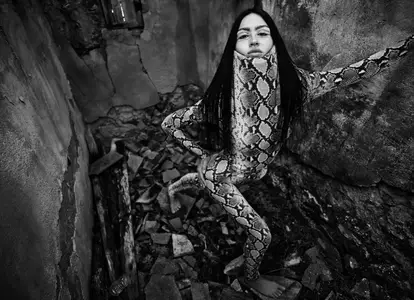 Amelia Gray by Mario Sorrenti for Beyond Noise Issue 4