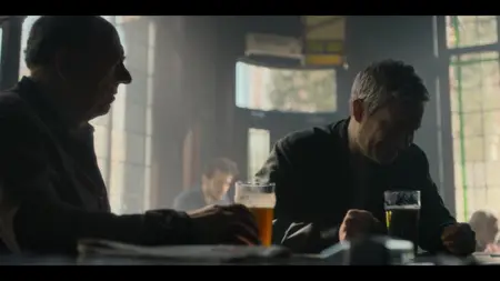 Breeders S01E01