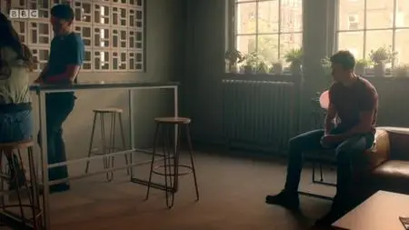 Clique S02E04