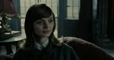 Dark Shadows (2012)