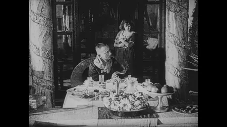 Foolish Wives (1922)