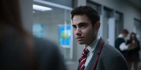 Élite S07E01