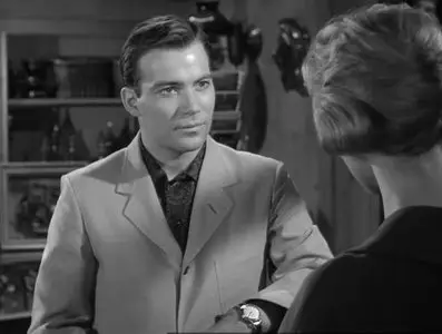 Alfred Hitchcock: Mother, May I Go Out to Swim ? (1960)