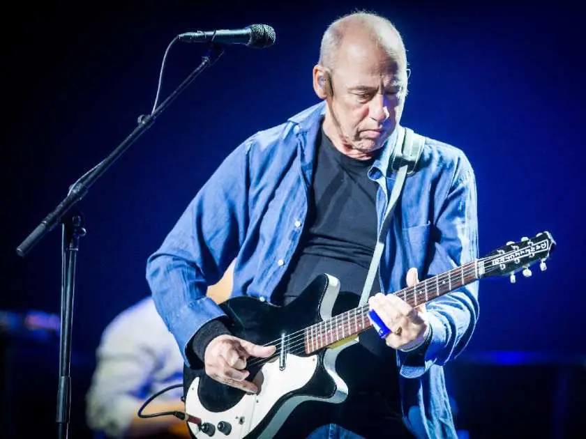 Mark knopfler фото