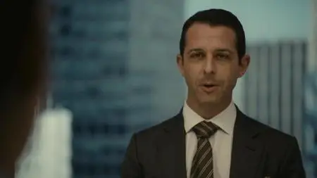 Succession S01E01