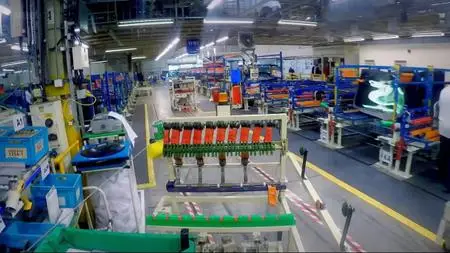 BBC - Building Cars: Secrets of the Assembly Line (2015)