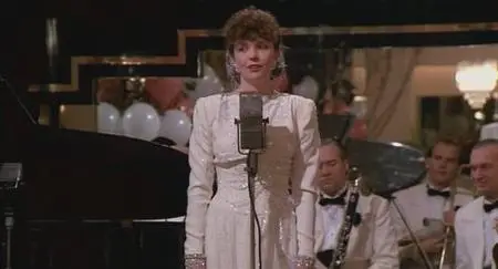 Radio Days (1987)