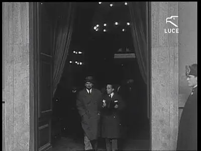 Storia d'Italia: La politica estera fascista e la guerra, 1929-1943 (2011)