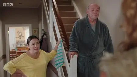 Two Doors Down S02E05
