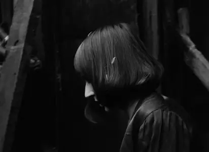 Na wylot / Through and Through (1973)