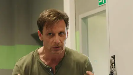 Der Lehrer S09E01