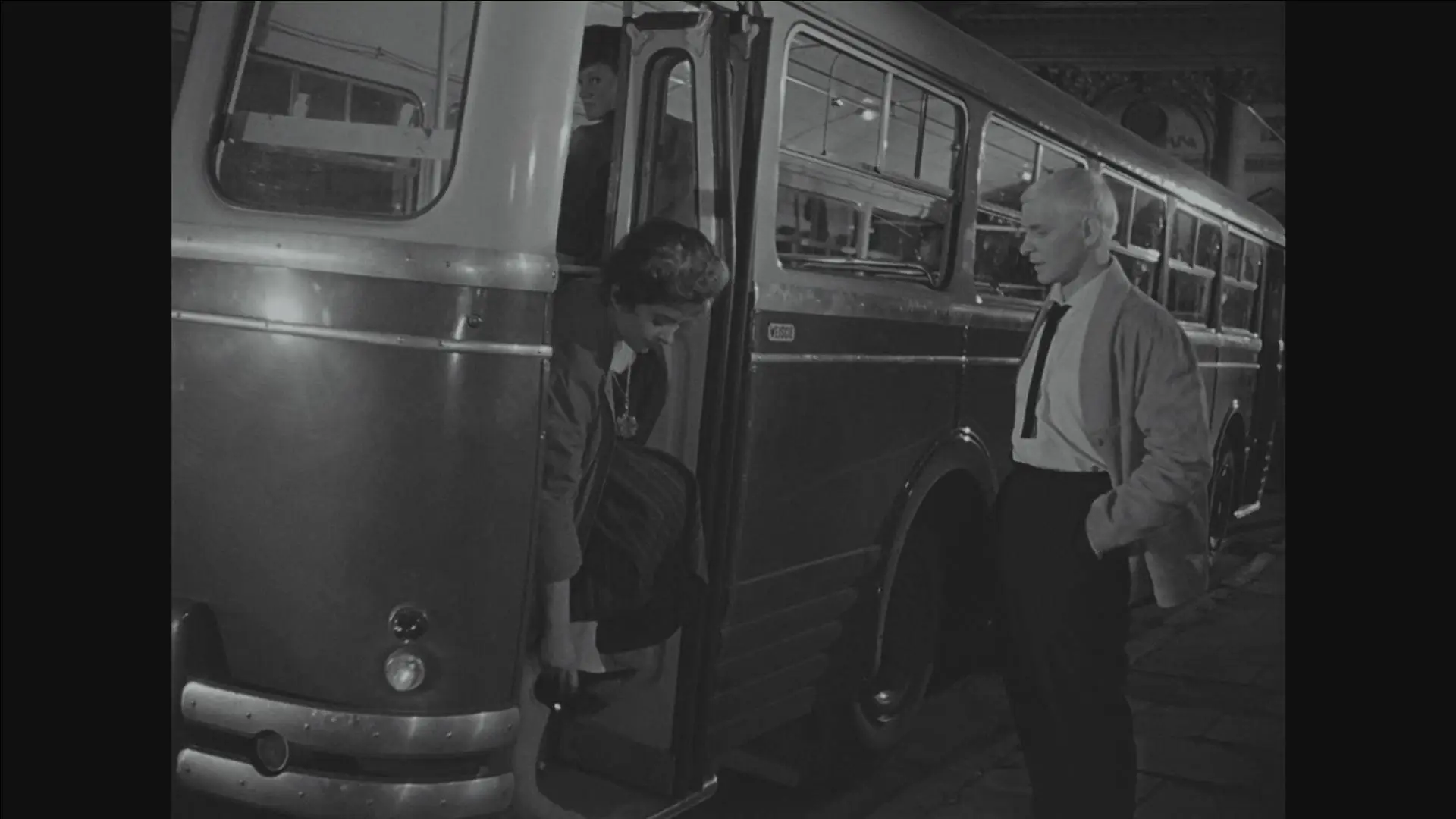 Martin Scorsese Presents: Masterpieces of Polish Cinema Volume 2. BR 5: Niewinni czarodzieje / Innocent Sorcerers (1960)