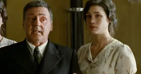La fille du puisatier (2011)