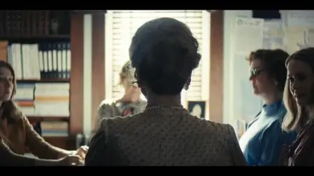 Mrs. America S01E07
