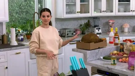 Selena + Chef S02E06