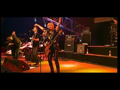 Suzi Quatro - Leather Forever, The Wild One Live! (2004)