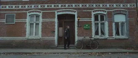Frygtelig lykkelig (Terribly Happy) (2008)