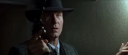 Dark City (1998)