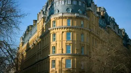 BBC - A Hotel for the Super Rich and Famous (2018)